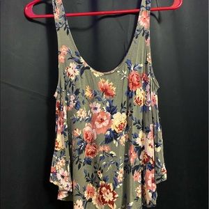 Women’s floral tank